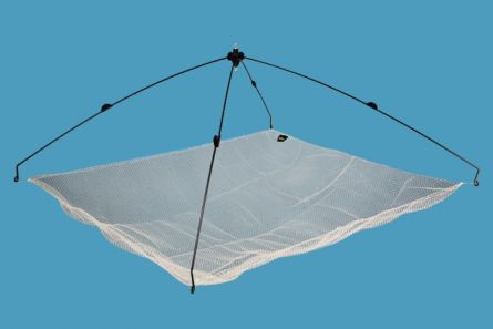 DELPHIN �e�en s nylonovou s�kou